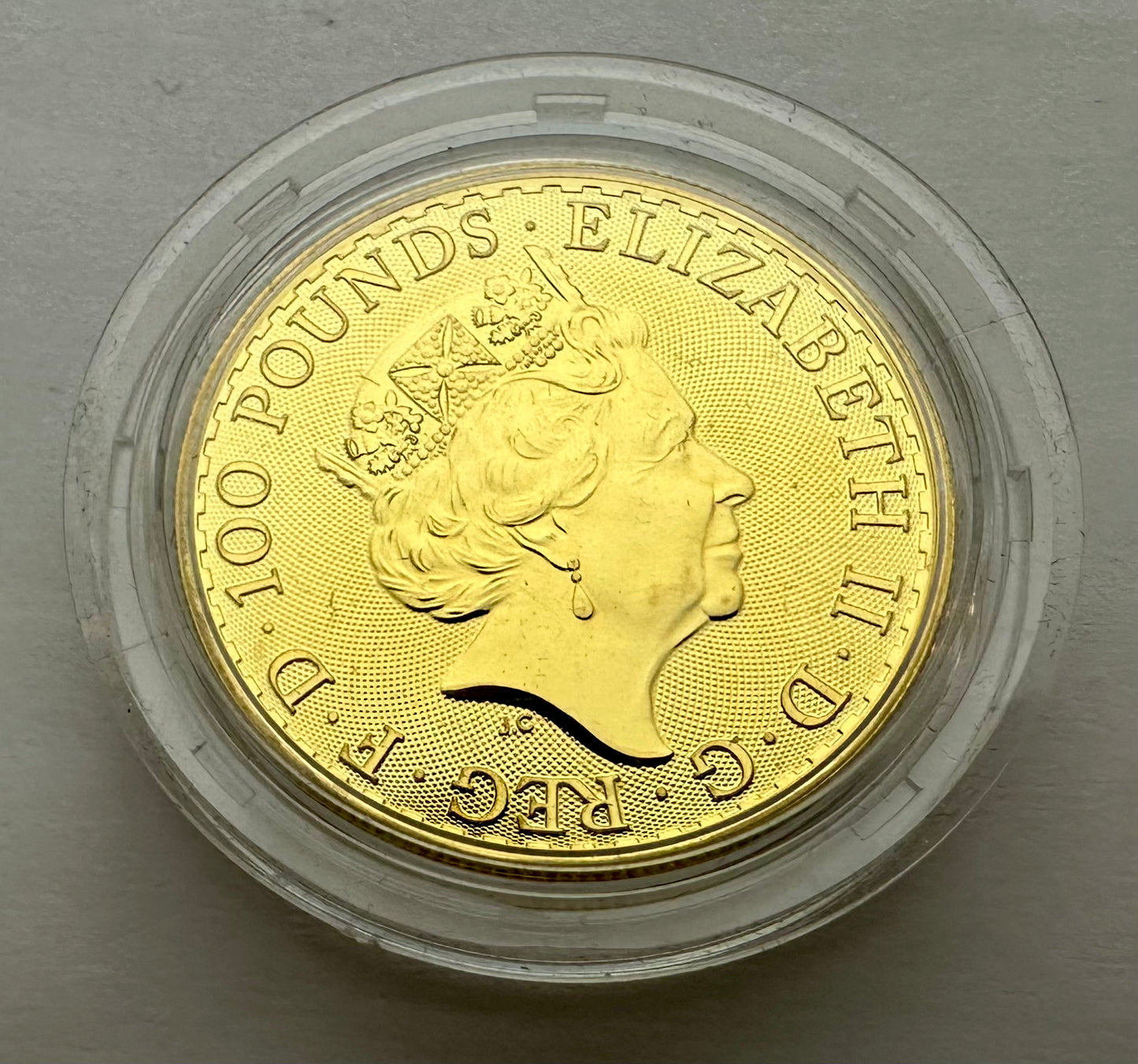 2020 1 Ounce 999.9 Gold Britannia in Capsule