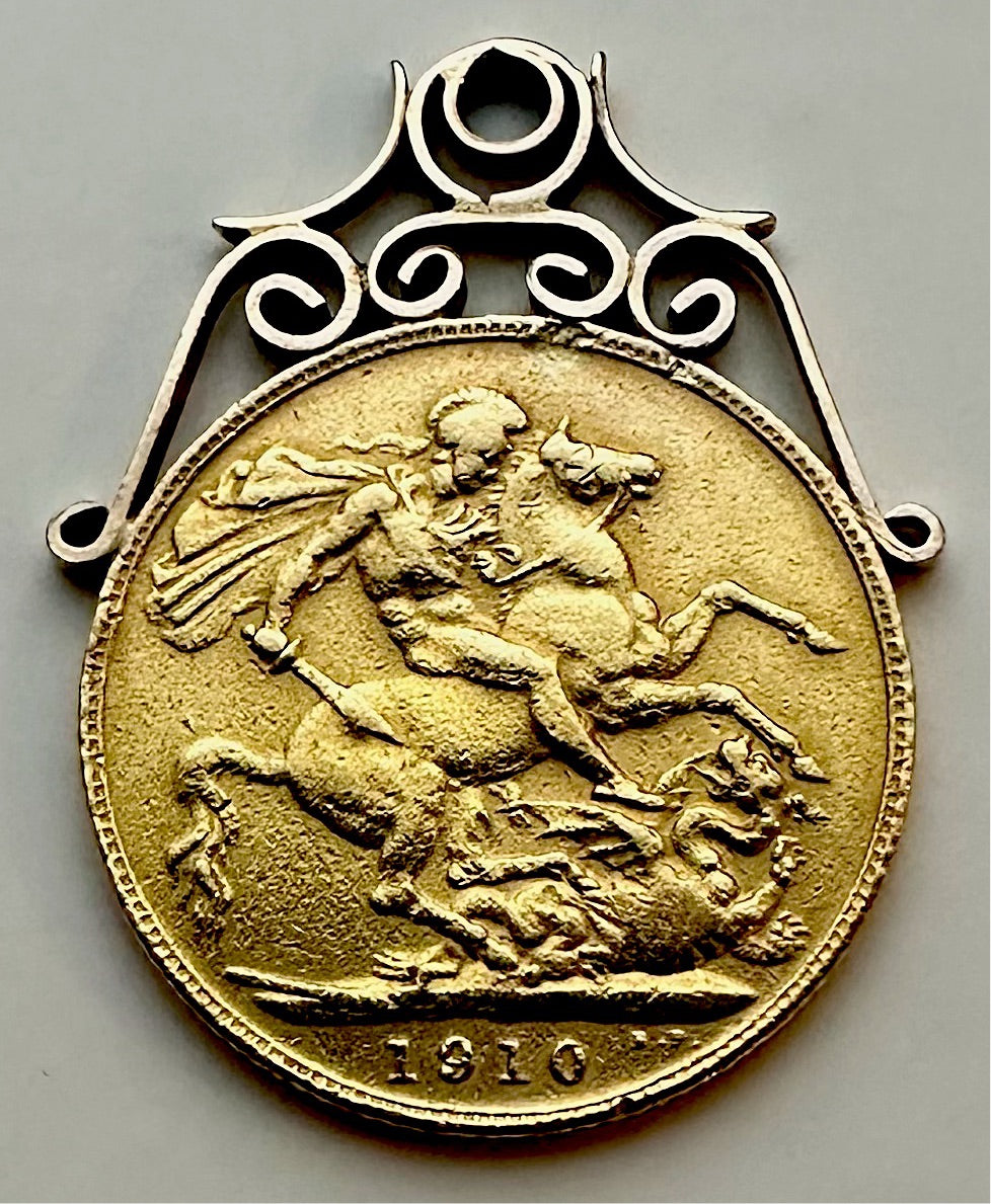 1910 Gold Full Sovereign On Mount