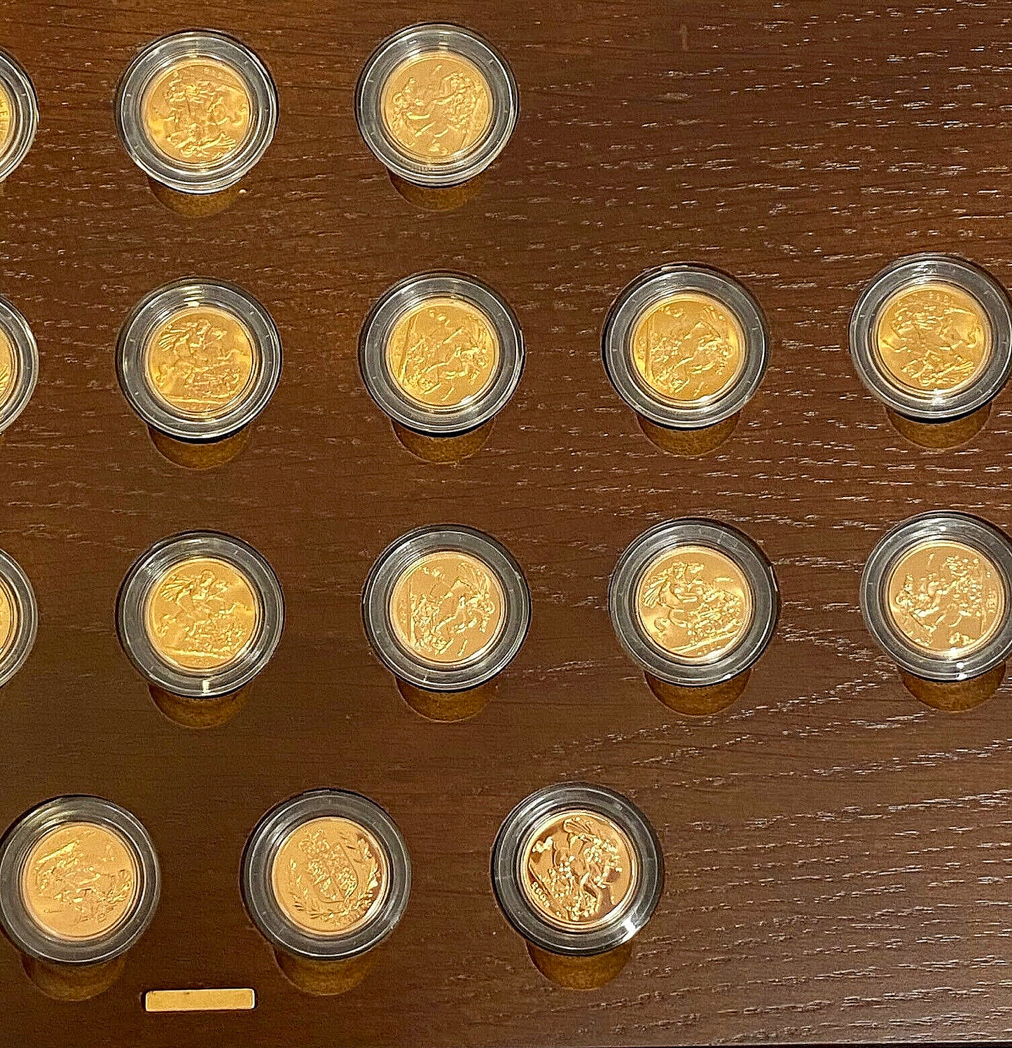 Rare Royal Sovereign Collection 1957 To 2003 - 21 Full Sovereign Coins COA incl.